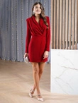 Elegancka sukienka damska mini z dekoltem w serek i długim rękawem BLAISE DLR168 - czerwona