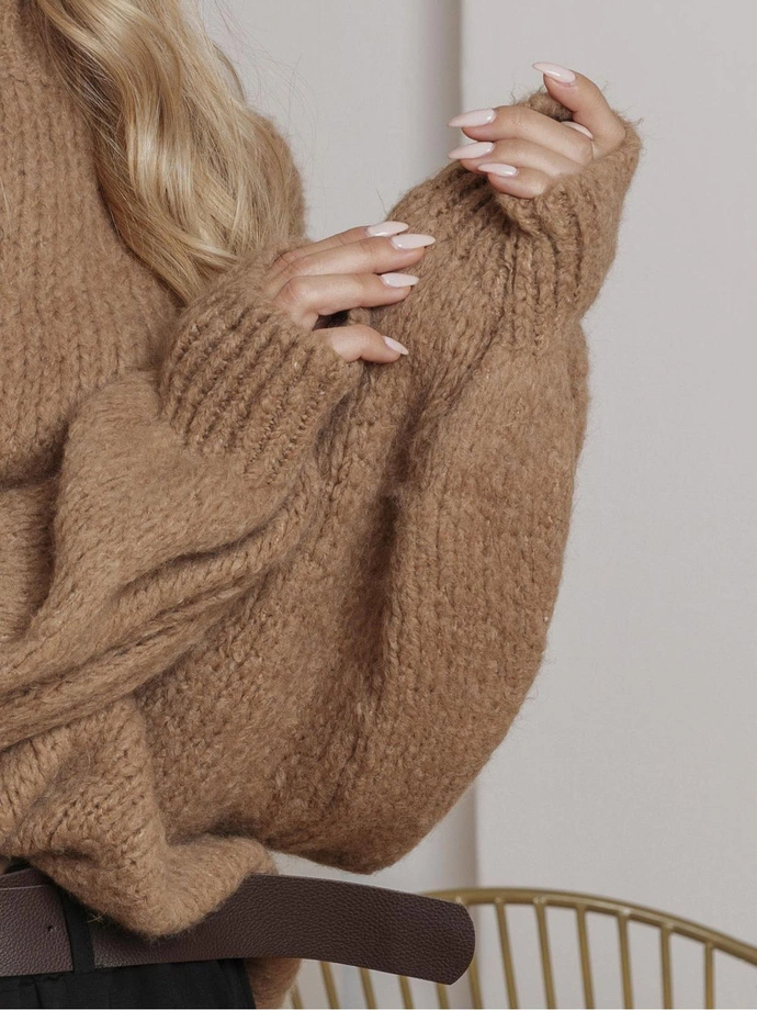 Sweter damski pudełkowy ELR025 - camel