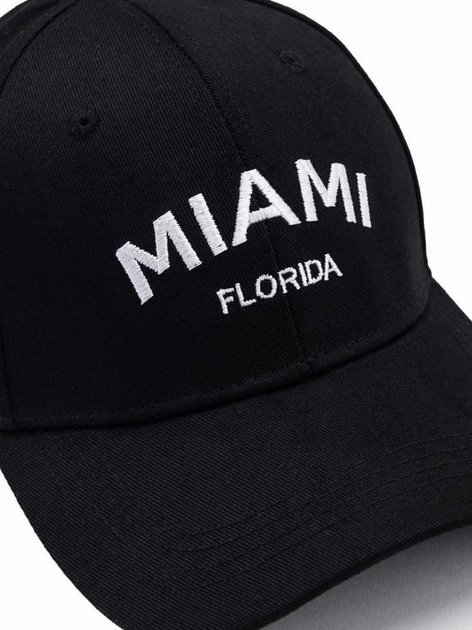 Czapka męska z daszkiem 177H - czarna